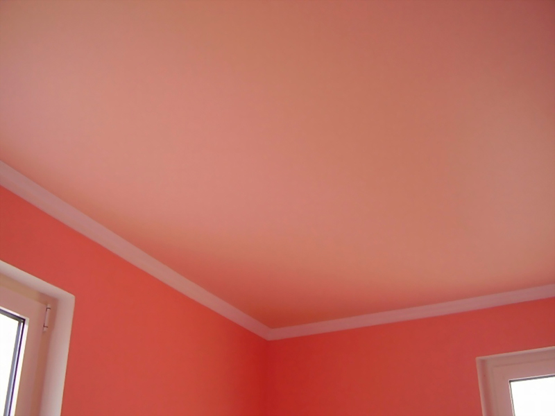 матовый натяжной потолок розовый